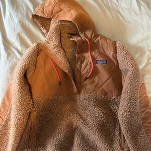Patagonia Tan Sherpa Fleece